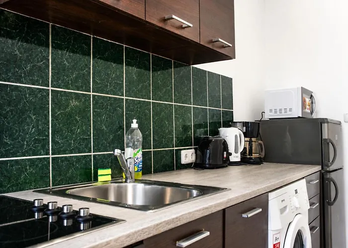 Sweet 1br With Smart Tv, Wifi, For Long فيينا